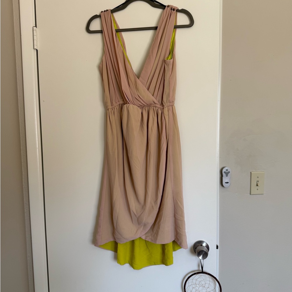 Gibson Latimer Dress Size M. Beautiful. Pre-owened.